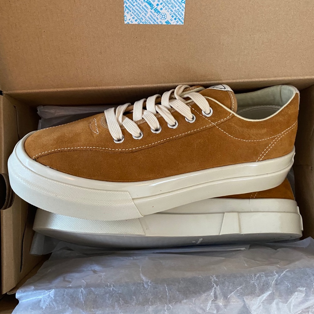 Available Stepney workers club sneaker in tan